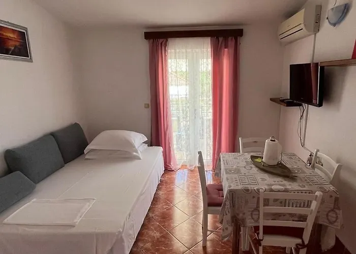 Appartement Seaside Secluded Kanica, - 24043 *